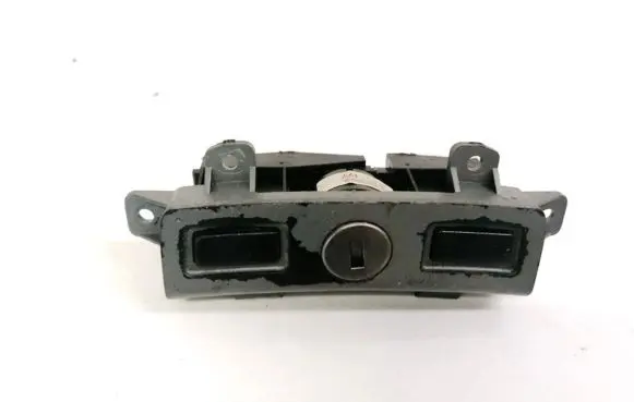 BMW 7 E65 E66 Glove box