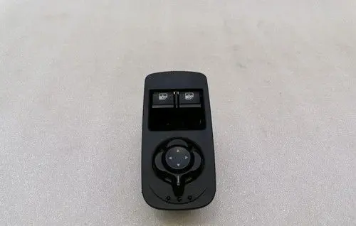 Alfa Romeo Stelvio Switch for retractable tow bar 15608517