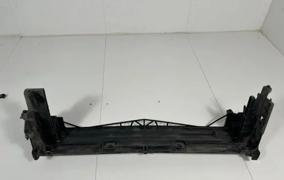 BMW 7 F01 F02 F03 F04 Radiator support slam panel 7575395