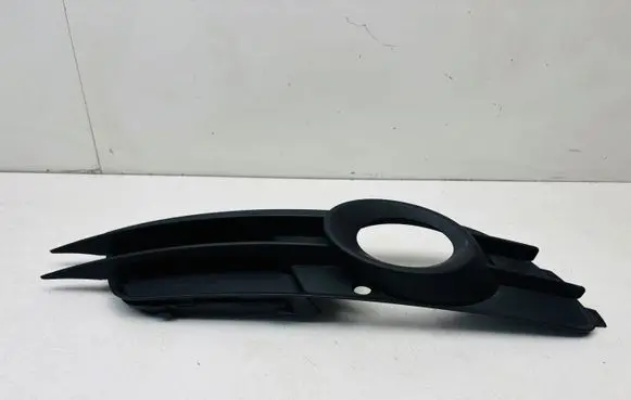 Audi A6 S6 C7 4G Front fog light trim/grill 4G0807151