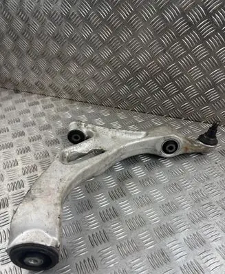 Volkswagen Touareg II Front lower control arm/wishbone 