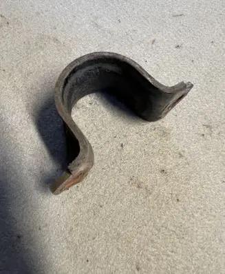 Toyota Yaris Verso Sway bar bush bracket, front 