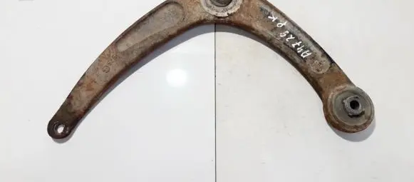 Citroen C4 I Front lower control arm/wishbone