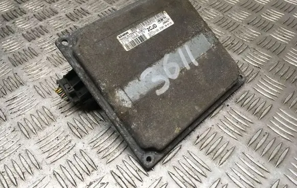 Ford Fiesta Engine control unit/module S118325001 6S6112A650FD S120977315D