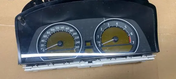 BMW 7 E65 E66 Speedometer (instrument cluster) 62116923578 87001421 81071503
