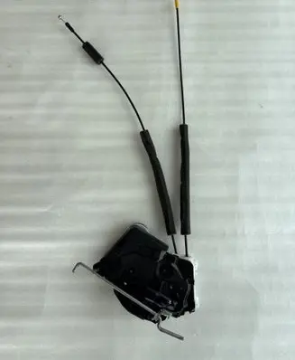 Subaru Forester SK Front door lock 61032SJ142 61032SJ143