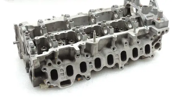 Mazda 6 Engine head SH0110100J
