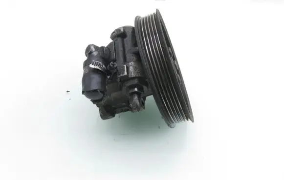 Volkswagen II LT Power steering pump MGP1592