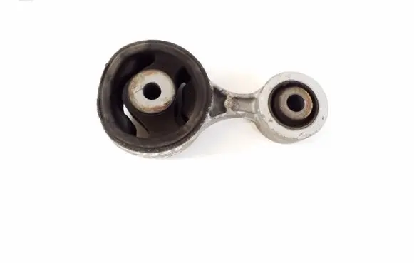 Honda CR-V Engine mount bracket