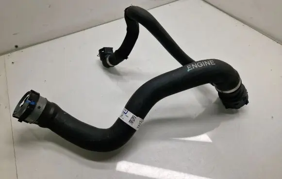 Mercedes-Benz GLE W167 Engine coolant pipe/hose A1675013404
