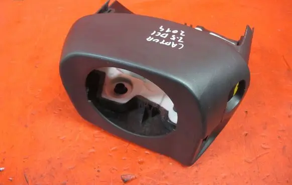 Renault Captur Steering wheel column trim