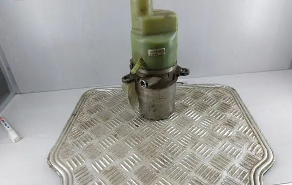Power steering pump