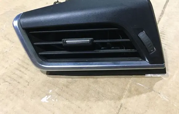 BMW 2 F45 Dashboard side air vent grill/cover trim 9287287