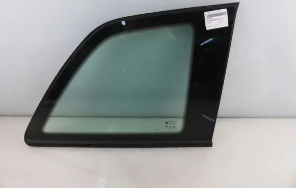 Opel Zafira B Rear side window