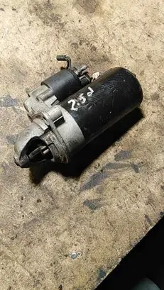 BMW 5 E39 Starter motor 7785691