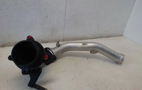 Mercedes-Benz ML W164 Air intake hose/pipe A6421400687 A6420980707 6421400687
