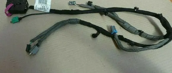 Opel Zafira C Wiring harness 22931667