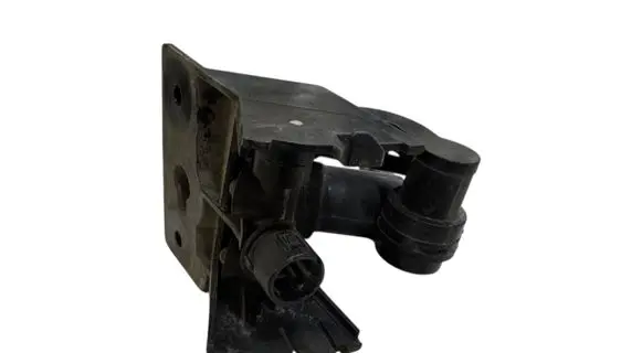 Toyota Auris 150 Headlight washer spray nozzle 30829