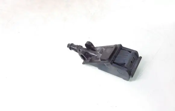 Volkswagen Polo IV 9N3 Windshield washer spray nozzle 6E0955985B