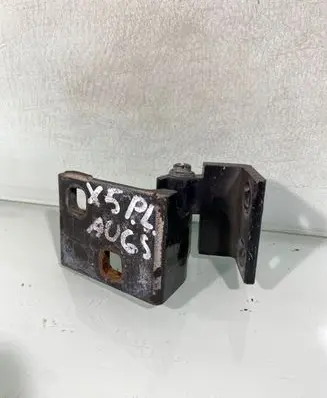 BMW X5 E53 Front door upper hinge