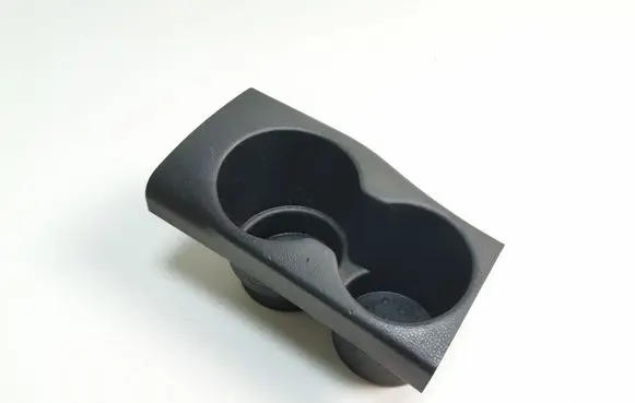 Cup holder front