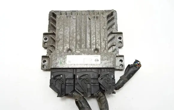 Nissan Qashqai Engine control unit/module 237104EA0C 843305246 S180193104A