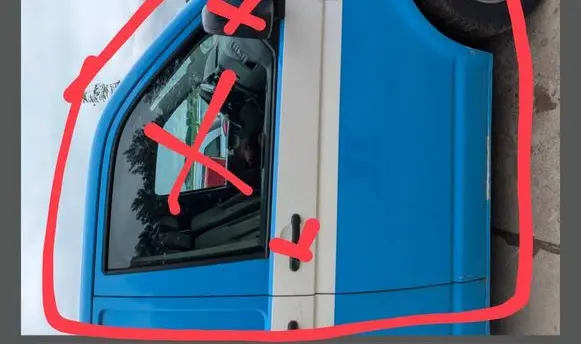 Volkswagen Transporter - Caravelle T5 Front door