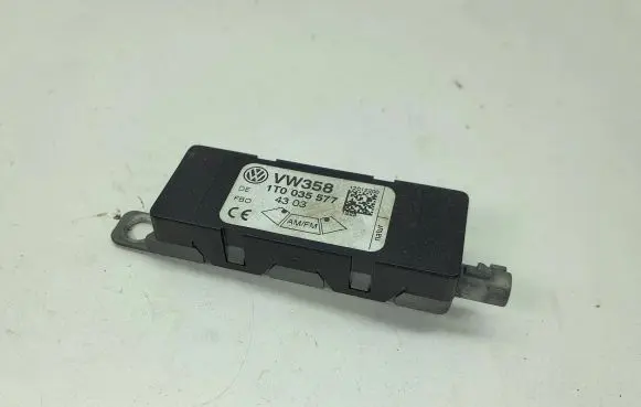 Volkswagen Touran I Antenna control unit 1T0035577