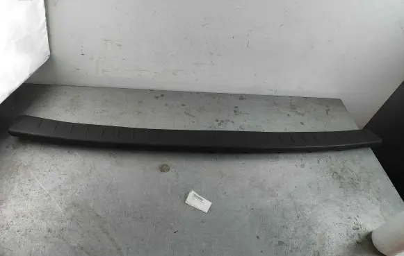 Volvo V70 Tailgate trim 08693366