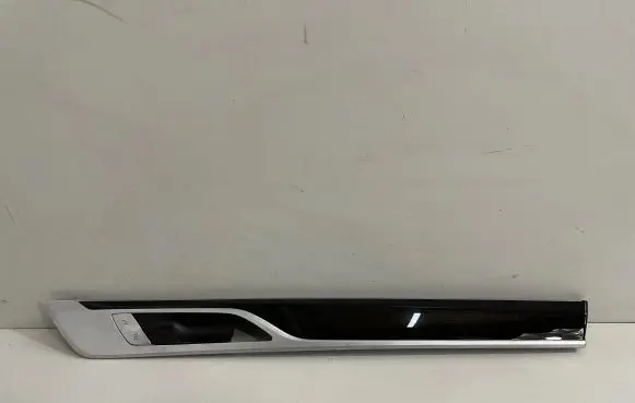 BMW 7 G11 G12 Front door card panel trim 7851832