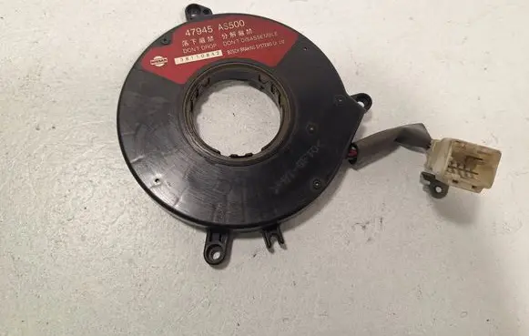 Nissan Almera N16 Steering angle sensor 47945AS500