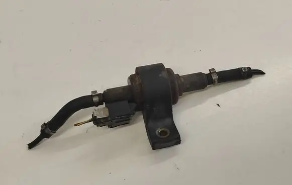 Volkswagen Touareg I Webasto circulation pump for autonomous heater 221000500400