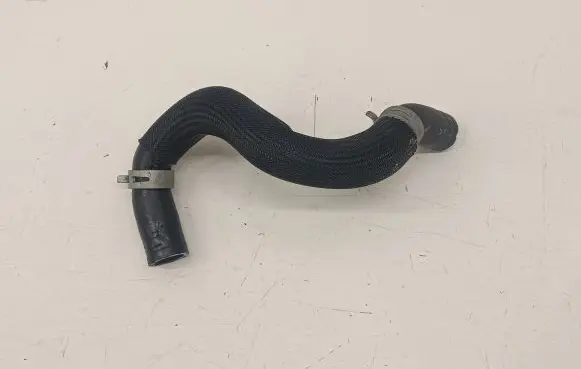 Nissan Qashqai J12 Engine coolant pipe/hose