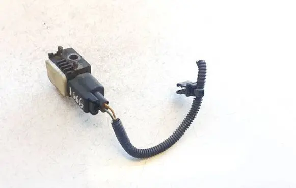 Ford Mondeo MK IV Airbag deployment crash/impact sensor 3m5t14b006ad 3m5t-14b006-ad