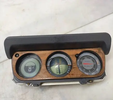 Mitsubishi Pajero Speedometer (instrument cluster) MR308263 79678011