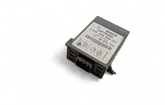 Volvo S40, V40 Other relay 30814713