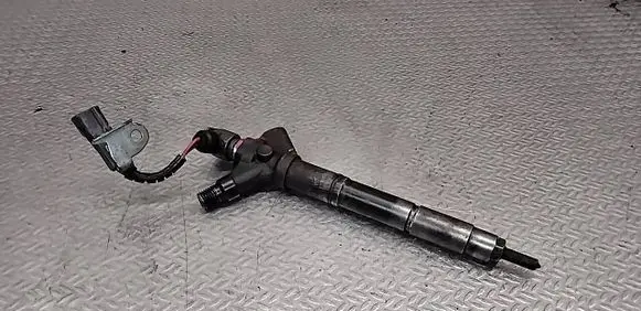 Toyota Corolla Verso AR10 Fuel injector