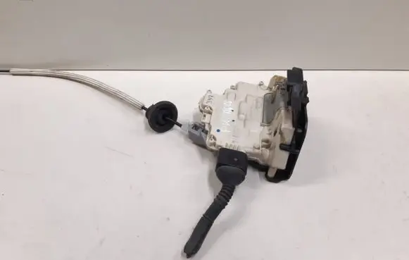 Audi A6 S6 C6 4F Front door lock 4F1837015