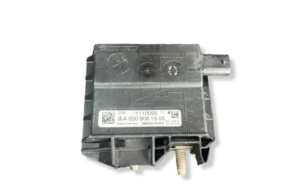 Mercedes-Benz E W213 Battery relay fuse A0009061505