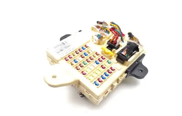 KIA Sorento Fuse module 95400-2P960 97RA-012341
