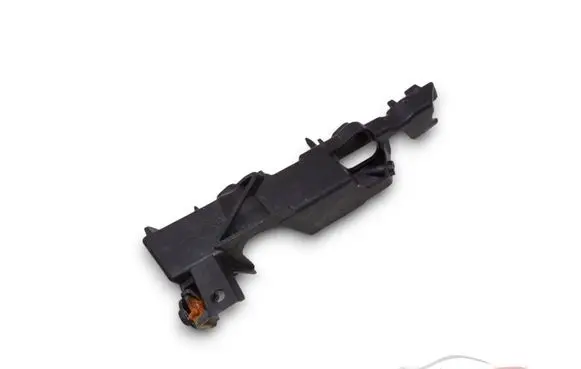 Audi A6 S6 C7 4G Front bumper mounting bracket 4G0807284