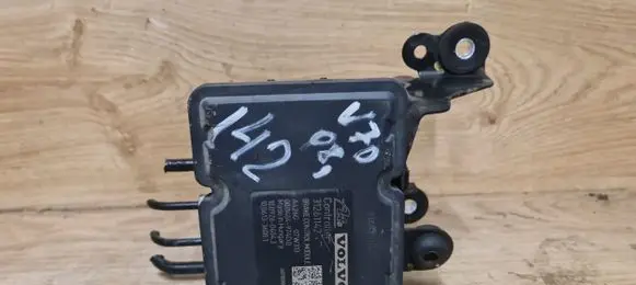 Volvo V70 ABS Pump 31261142