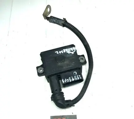 BMW 5 E60 E61 Glow plug pre-heat relay 7798000 0522120102 28939522