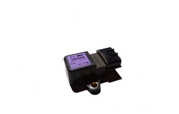Nissan X-Trail T30 ESP acceleration yaw rate sensor 479308H300