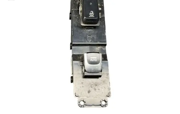 KIA Optima Electric window control switch 299158102 93576D4030