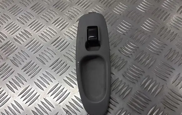 Nissan Almera Tino Quarter vent window switch 80960-BU000