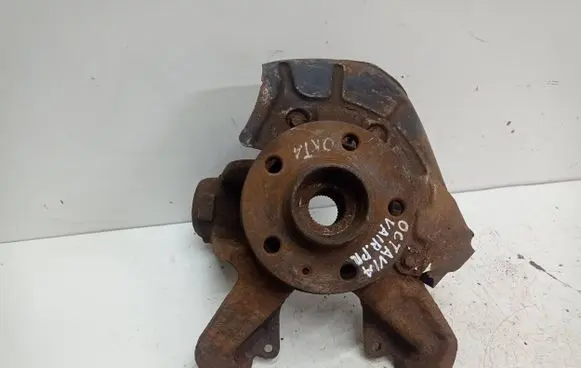 Skoda Octavia Mk1 (1U) Front wheel hub