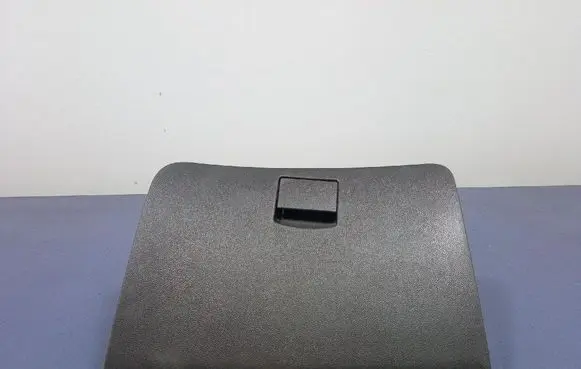 Chevrolet Spark Glove box 96909219