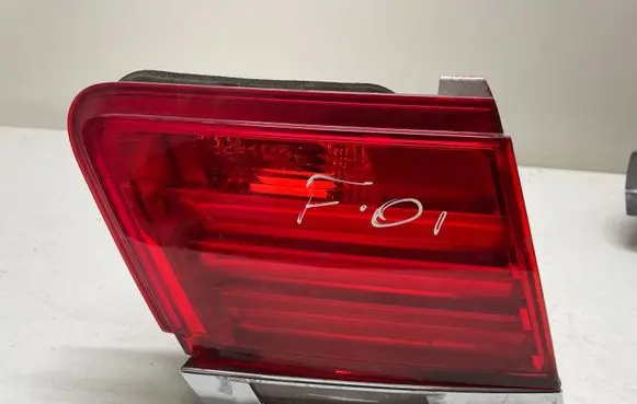 BMW 7 F01 F02 F03 F04 Tailgate rear/tail lights 7182205