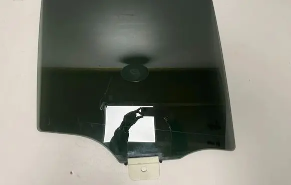 BMW X5 G05 Rear door window glass 8496034